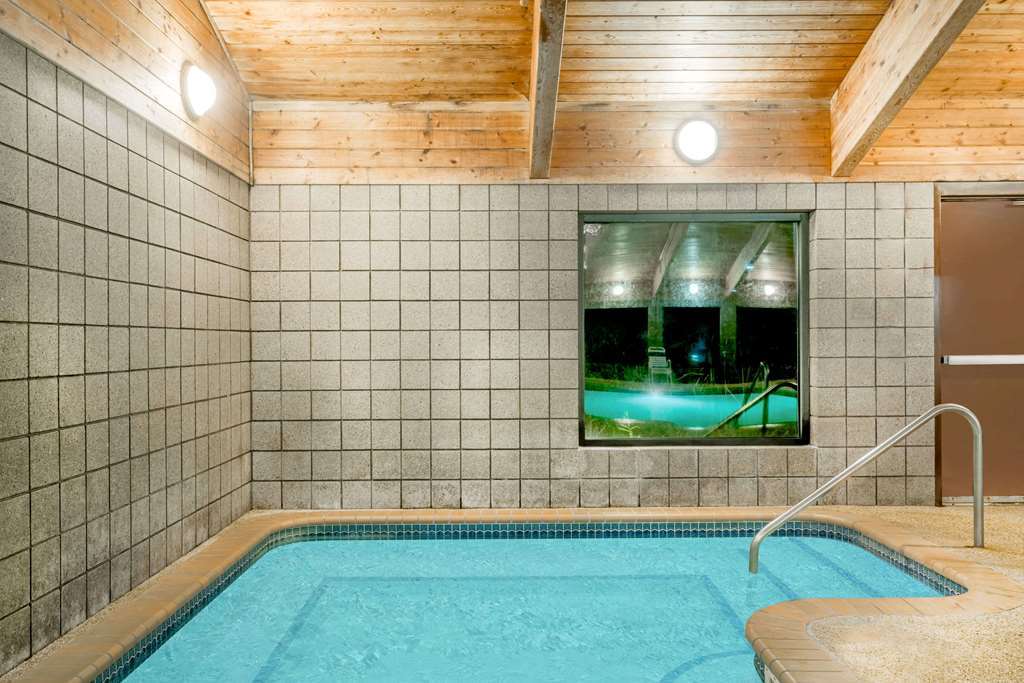 Moose Lake Lodge & Suites Facilidades foto